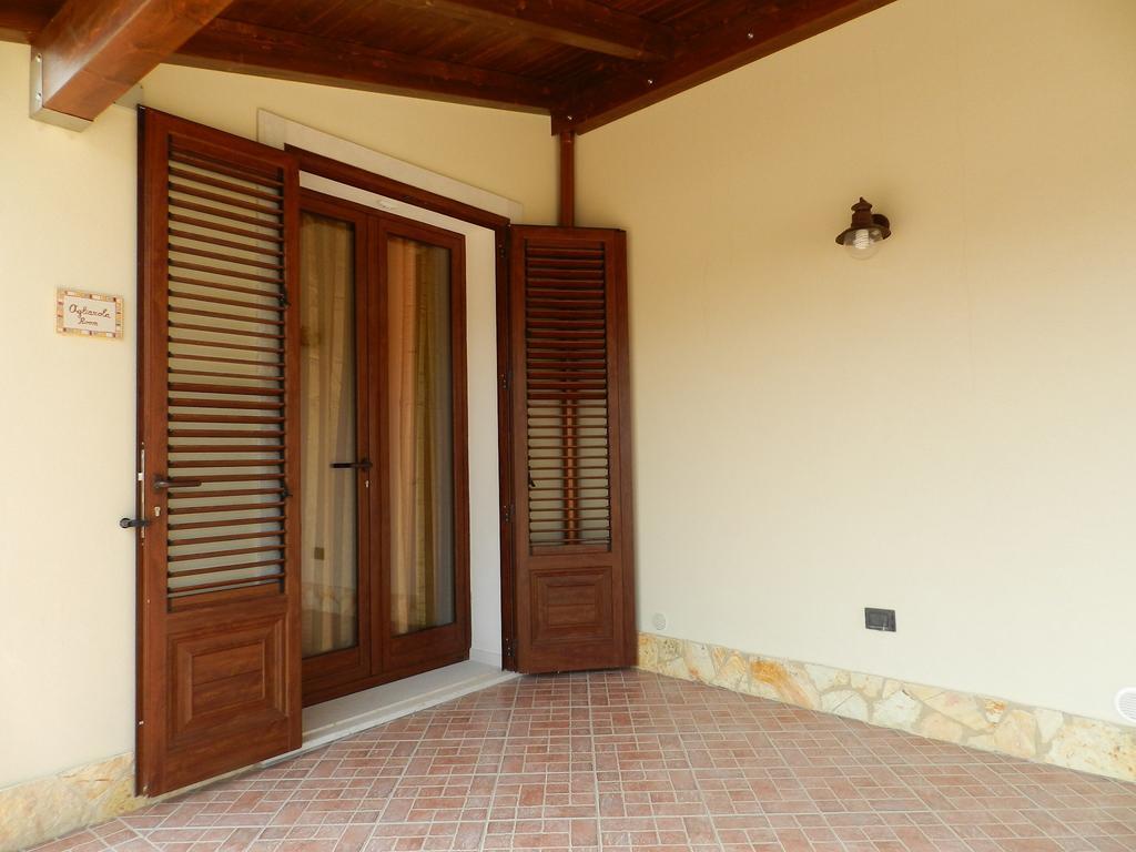 Baglio Olivastro Bed & Breakfast Digerbato Ruang foto