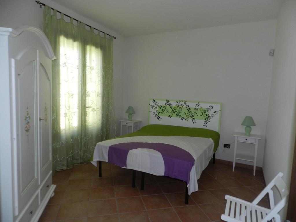 Baglio Olivastro Bed & Breakfast Digerbato Ruang foto