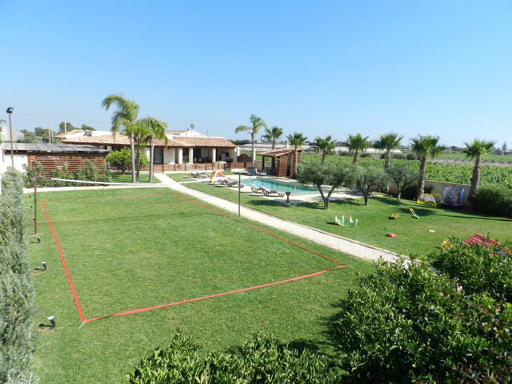 Baglio Olivastro Bed & Breakfast Digerbato Bagian luar foto